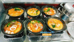 Bếp gas 6 họng dùng nấu mì cay, cơm niêu, đổ bánh xèo, xào bò