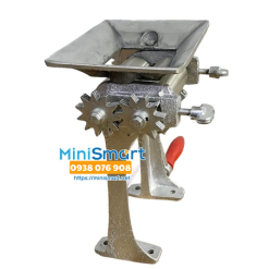 Máy cán mềm khô mực lõi inox 8cm quay bằng tay