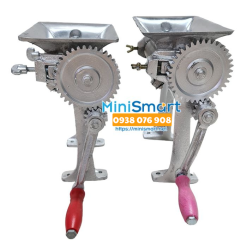 Máy cán mềm khô mực lõi inox 8cm quay bằng tay